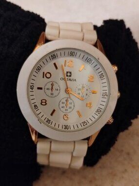 WOMENS OCTAVIA WHITE AND ROSE GOLD WATCH